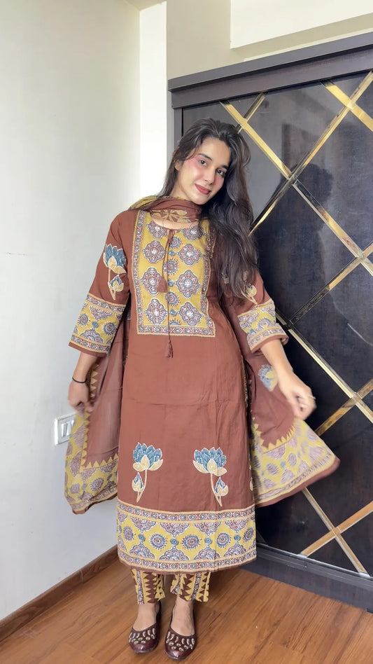 Ajrakh Lotus Border Dupatta Set 147-19-60