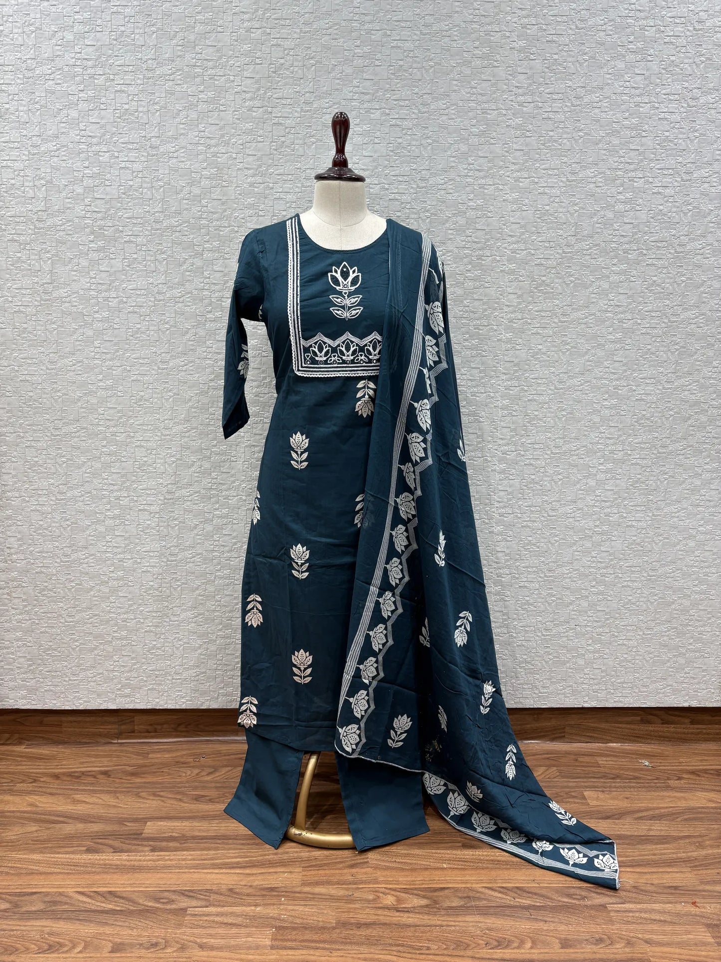 Blue Lotus Booti Square Yoke Dupatta Set 162-15-63