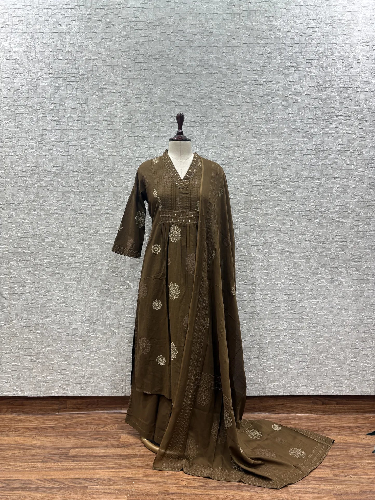 Brown Phool Dupatta Set 5340-2-14