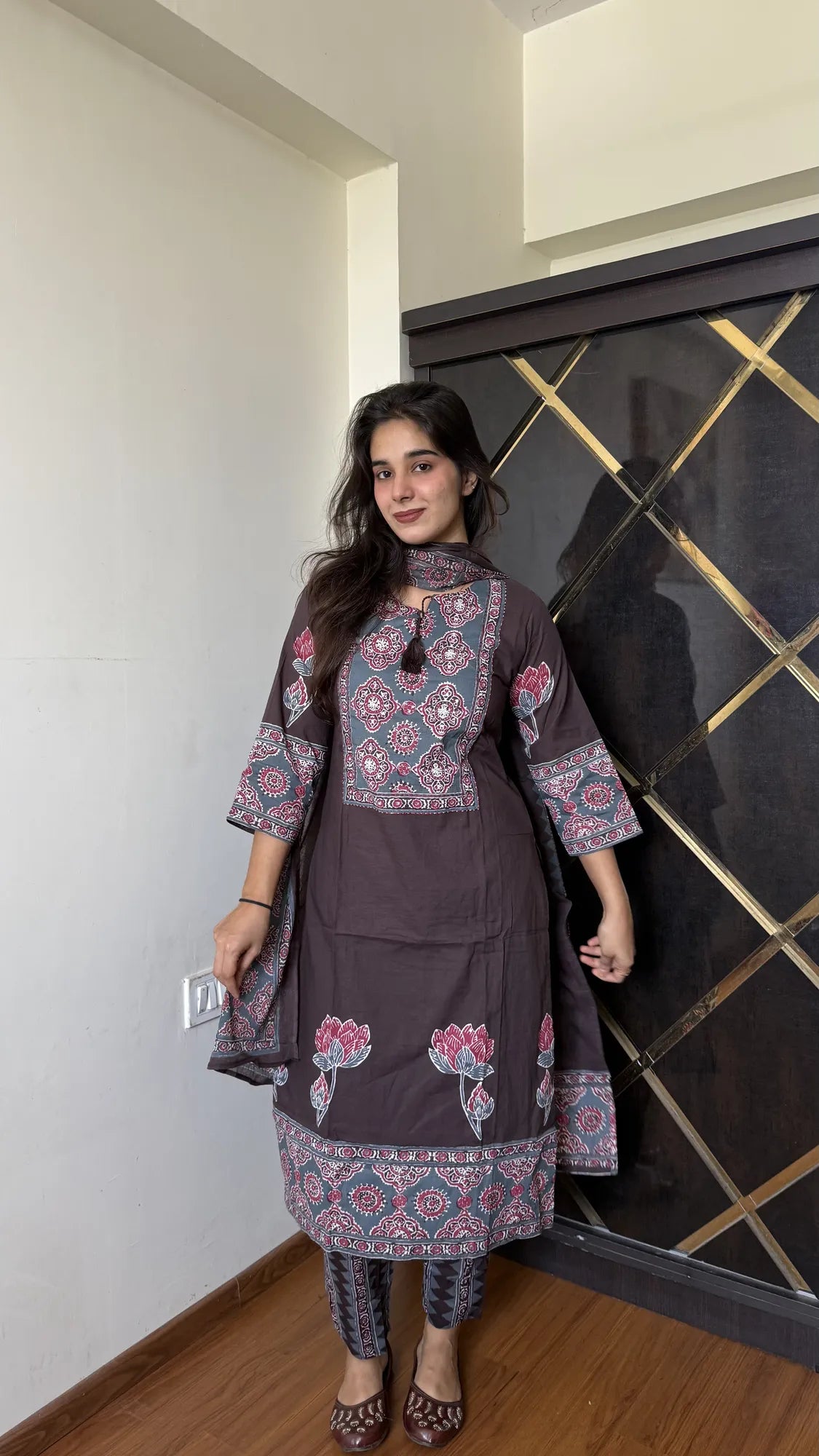 Ajrakh Lotus Border Dupatta Set 147-19-60