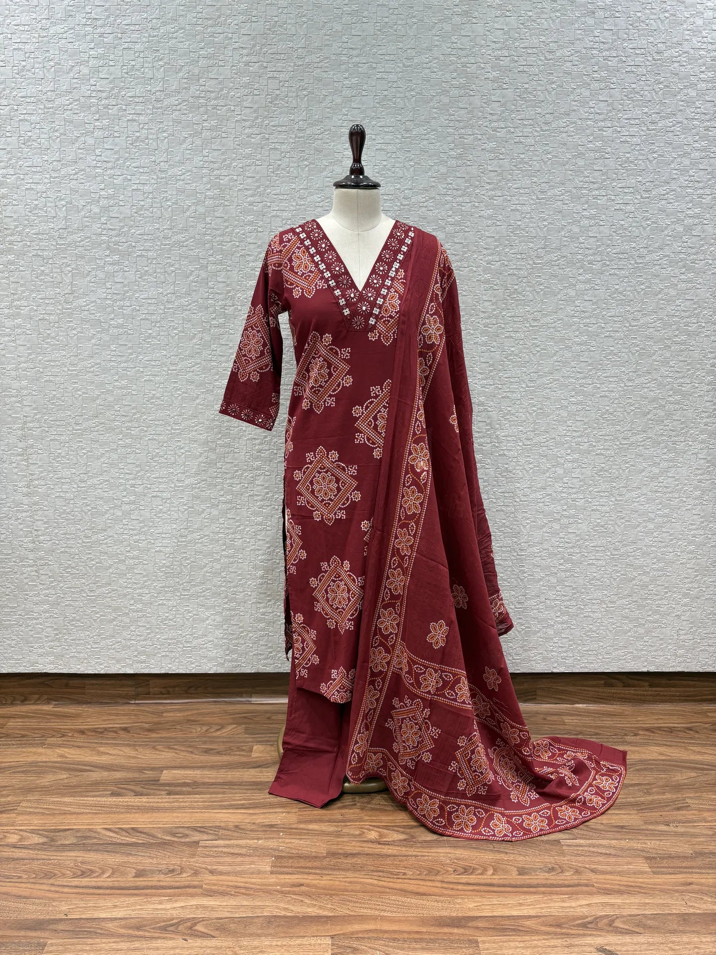 Bandhej V-Neck Dupatta Set 0881-9-60