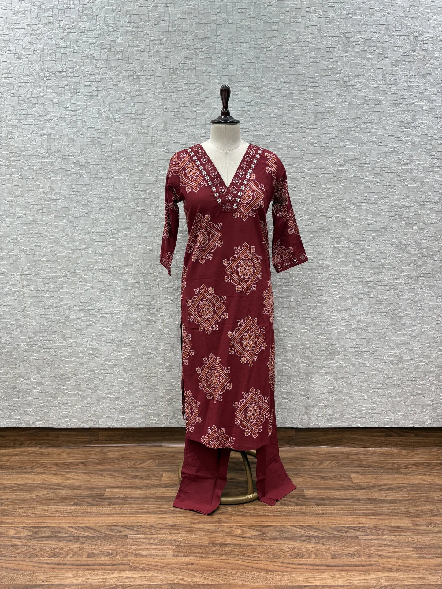 Bandhej V-Neck Dupatta Set 0881-9-60
