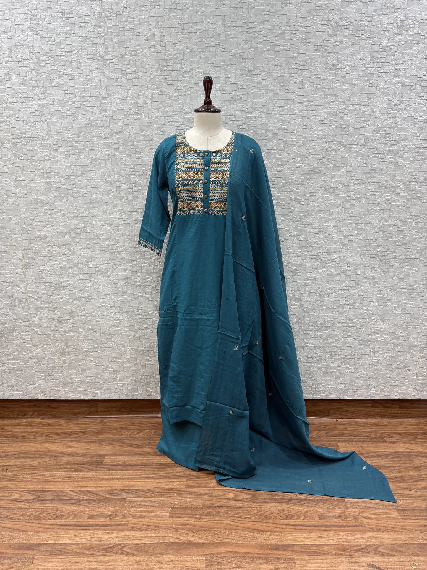 Geometric Embroidered Dupatta Set 101-1-62
