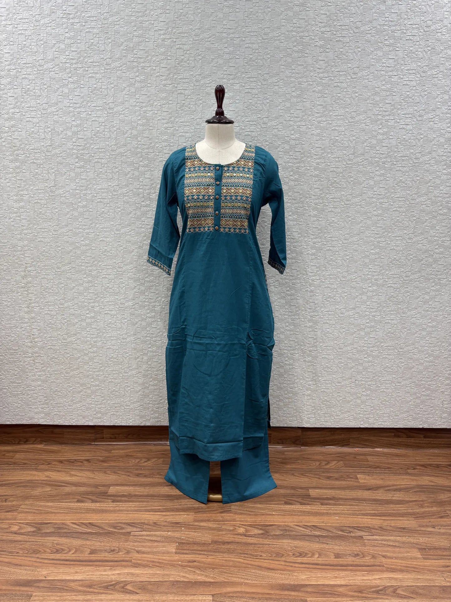 Geometric Embroidered Dupatta Set 101-1-62