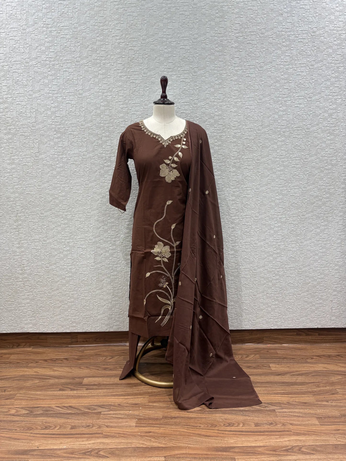 Trailing Blossom Embroidered Dupatta Set 147-16-60