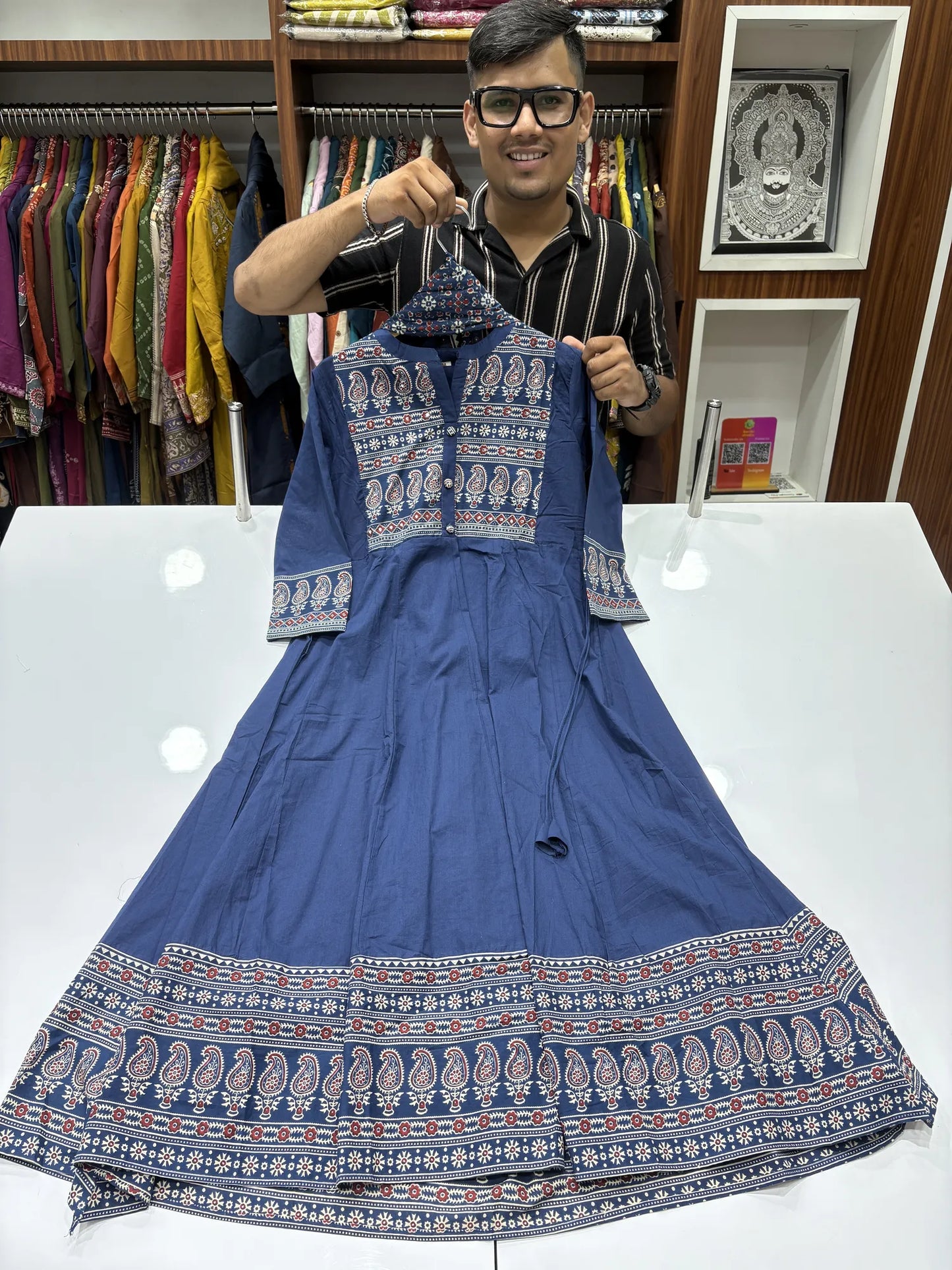 Paisley Border Dupatta Set 147-23-60