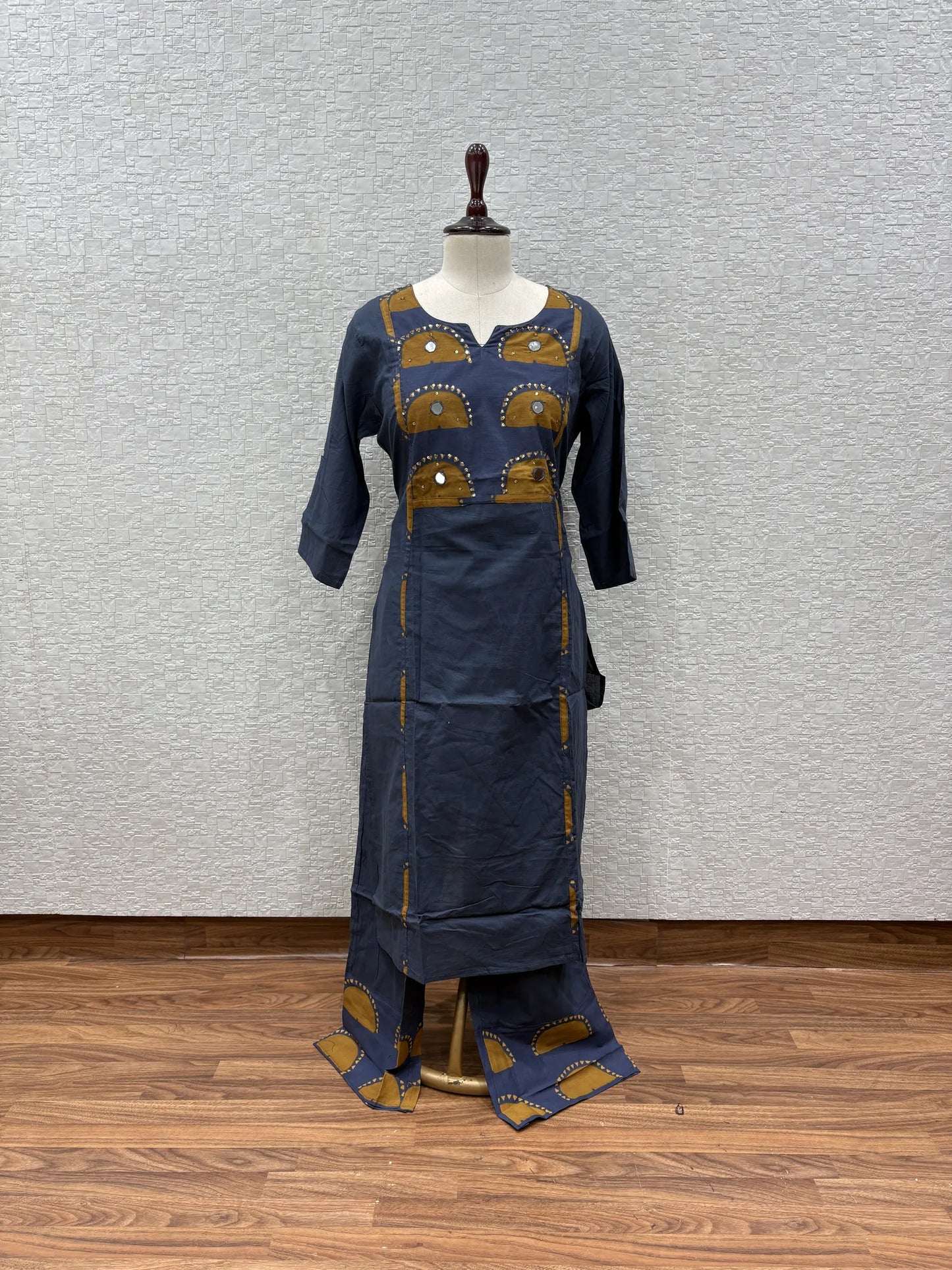 Mirror Arc Patch Dupatta Set 162-12-63