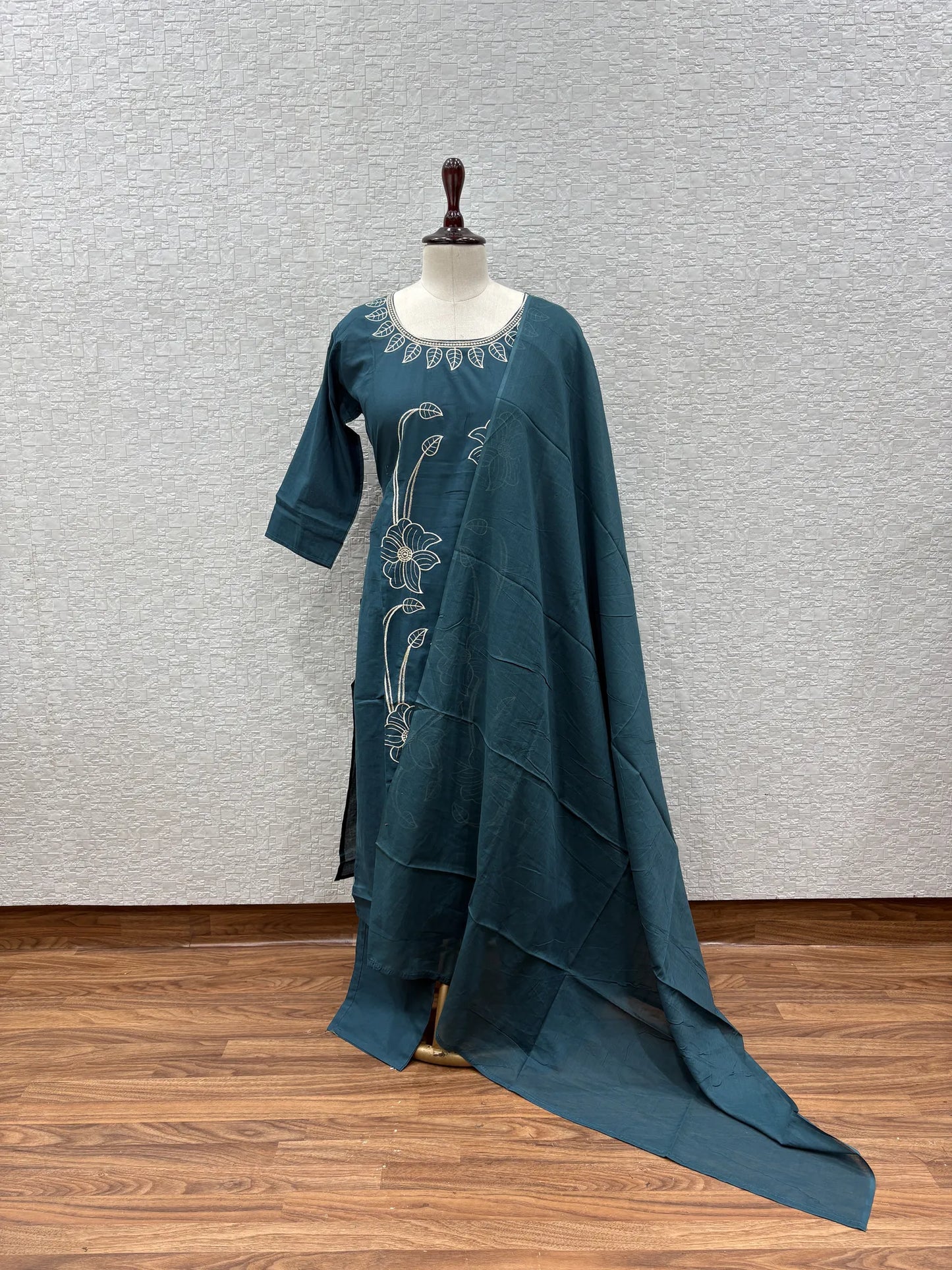 Tonal Embroidered Dupatta Set 162-5-63