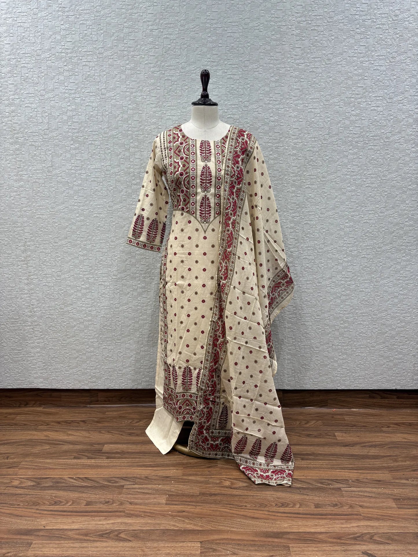 Cream Crimson Dupatta Set 179-5-6