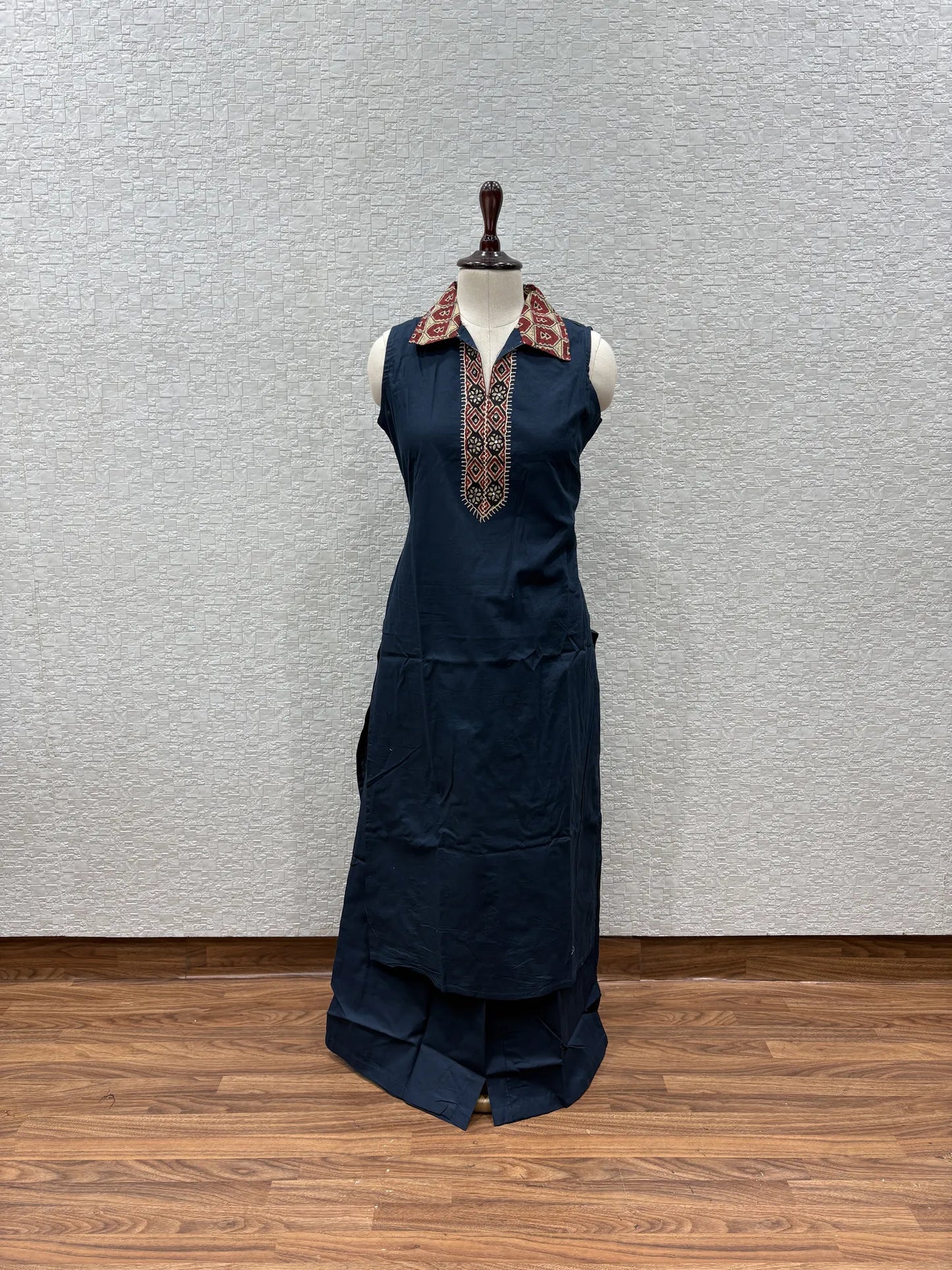 Diamond Neck Kurti Pant Set 216-1-52