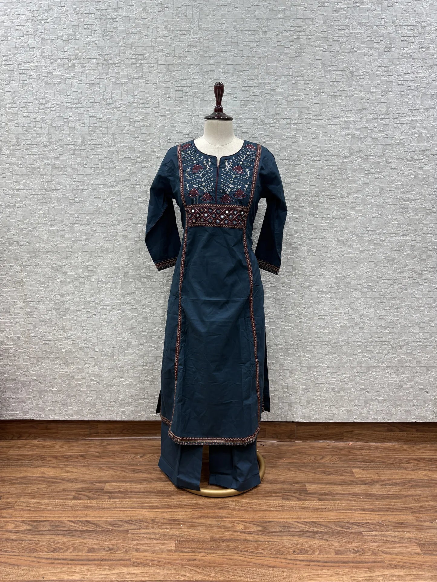 Lotus Leaf Mirror Yoke Dupatta Set 2395-7-56