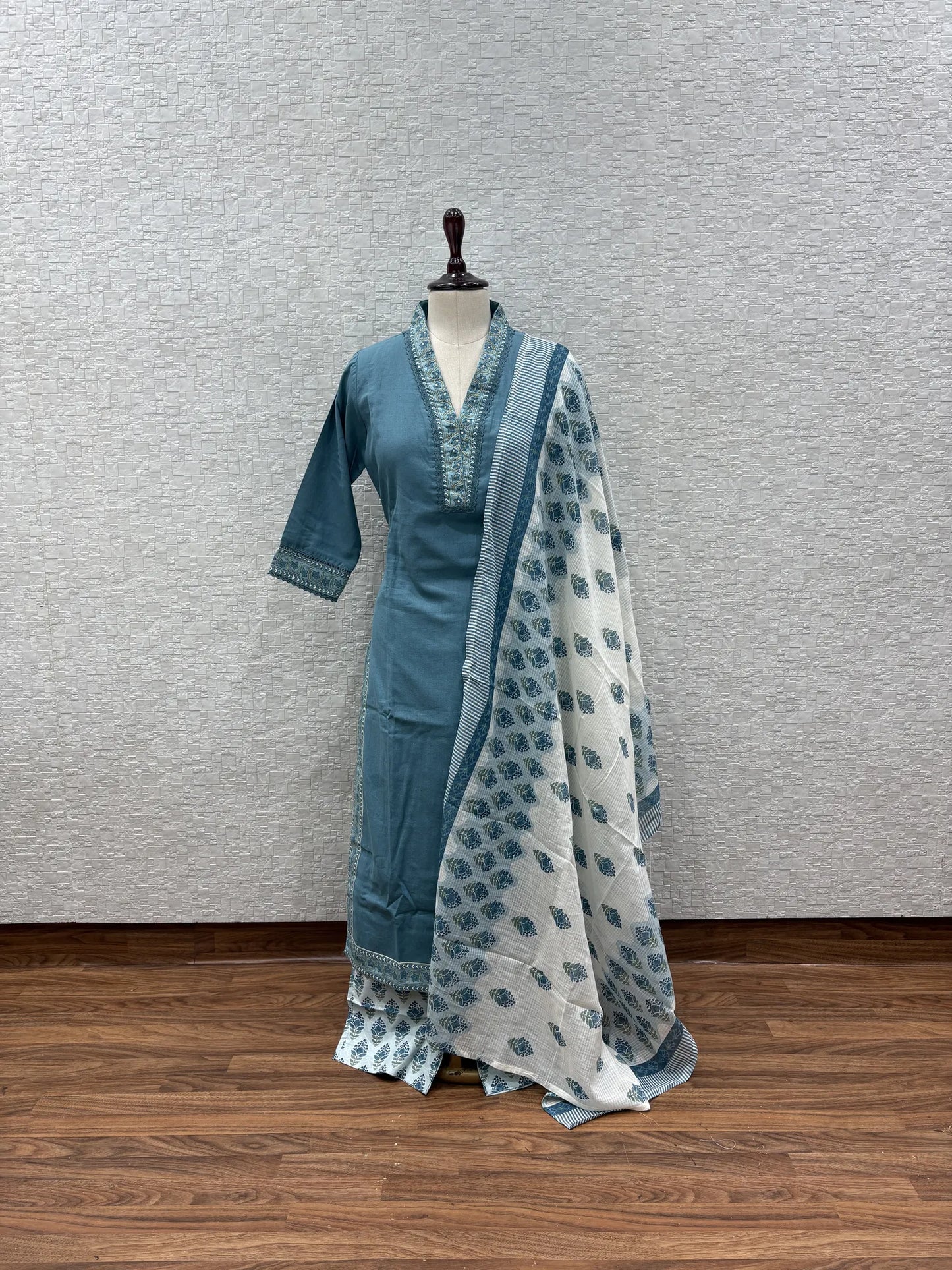 Powder Blue Floral Dupatta Set 2610-5-57