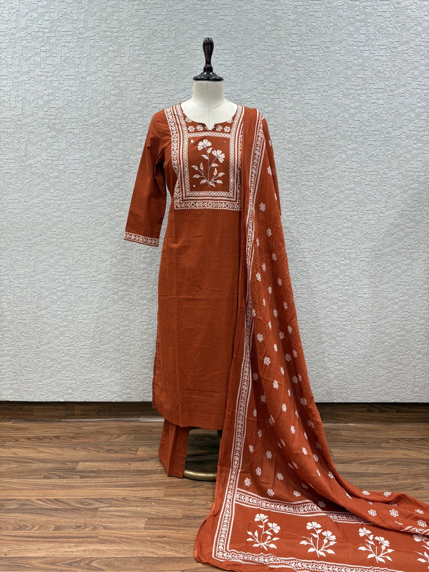 Heart Shape Leaf Dupatta Set 5340-6-14