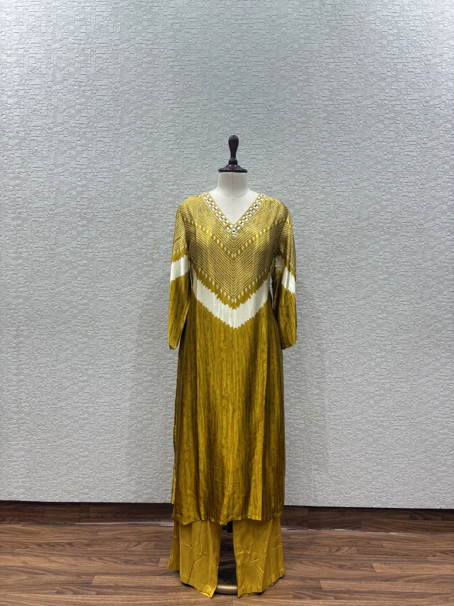 Sadabahar Gajji Kurti Pant Set 8798-4-2