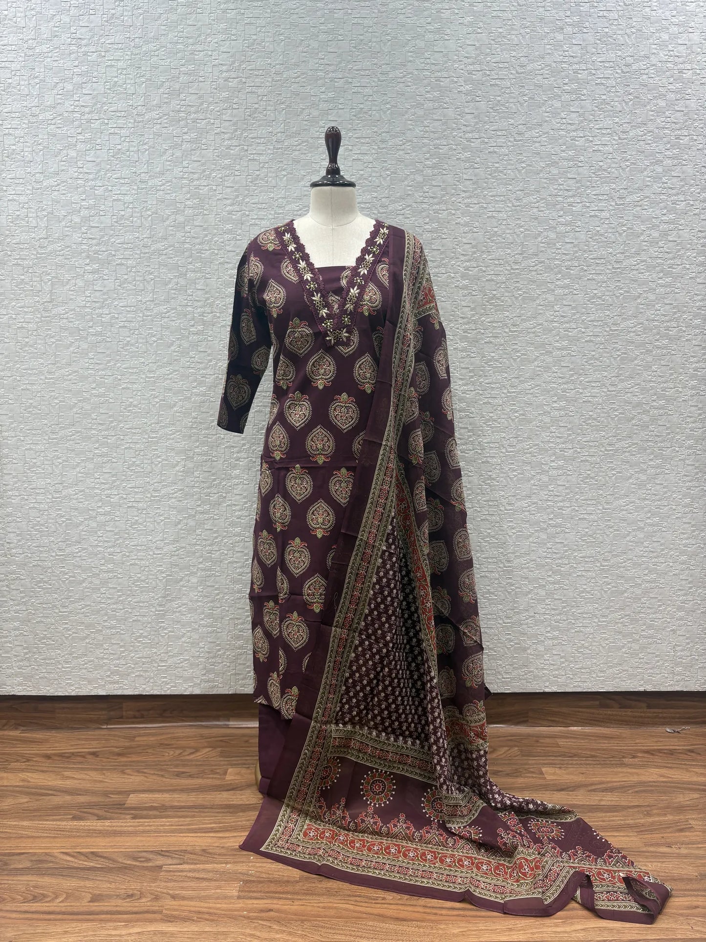 Jarodozi V Neck Dupatta Set 0881-6-60