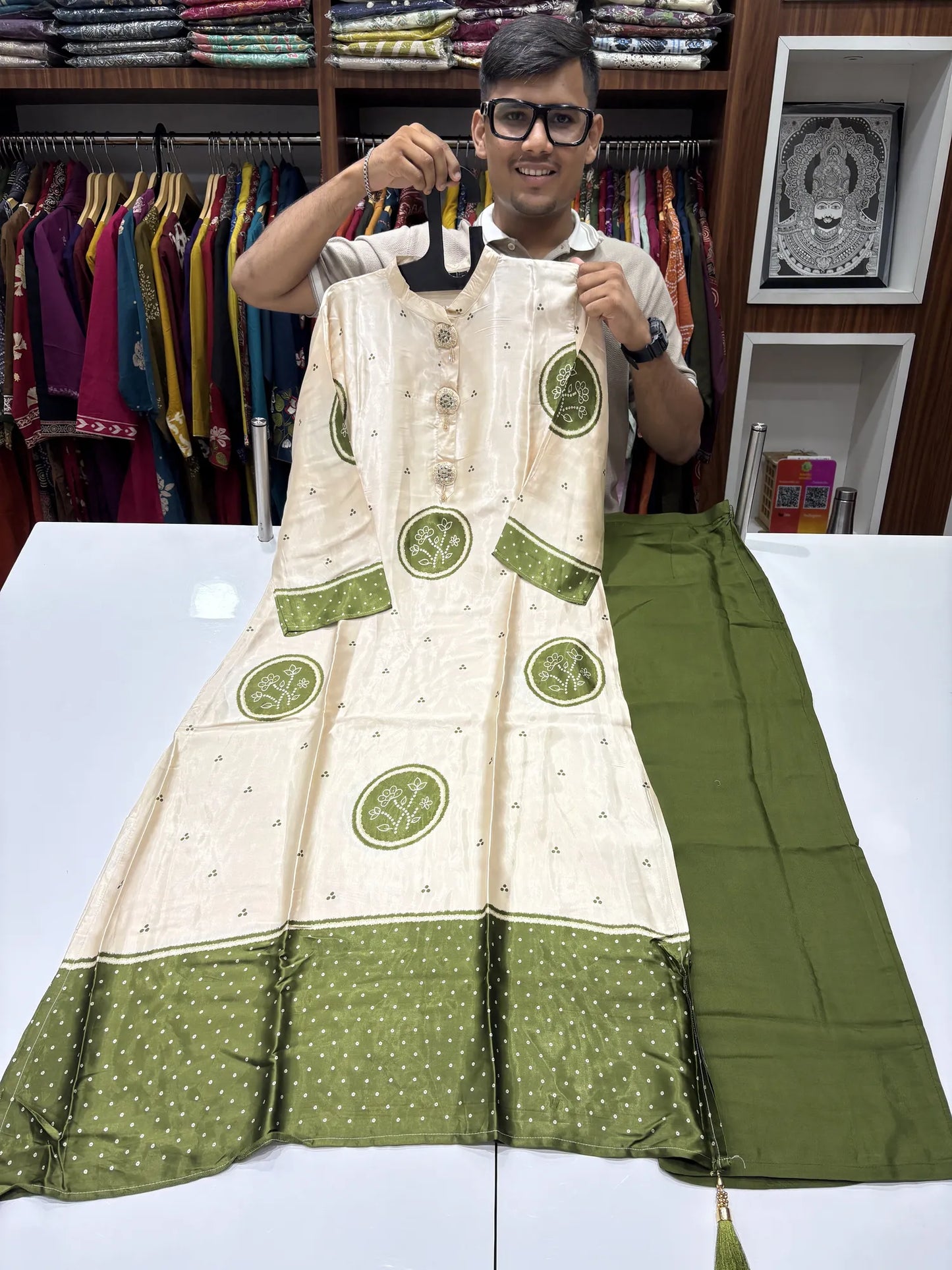 Dot Gajji Kurti Pant Set 2792-3-7