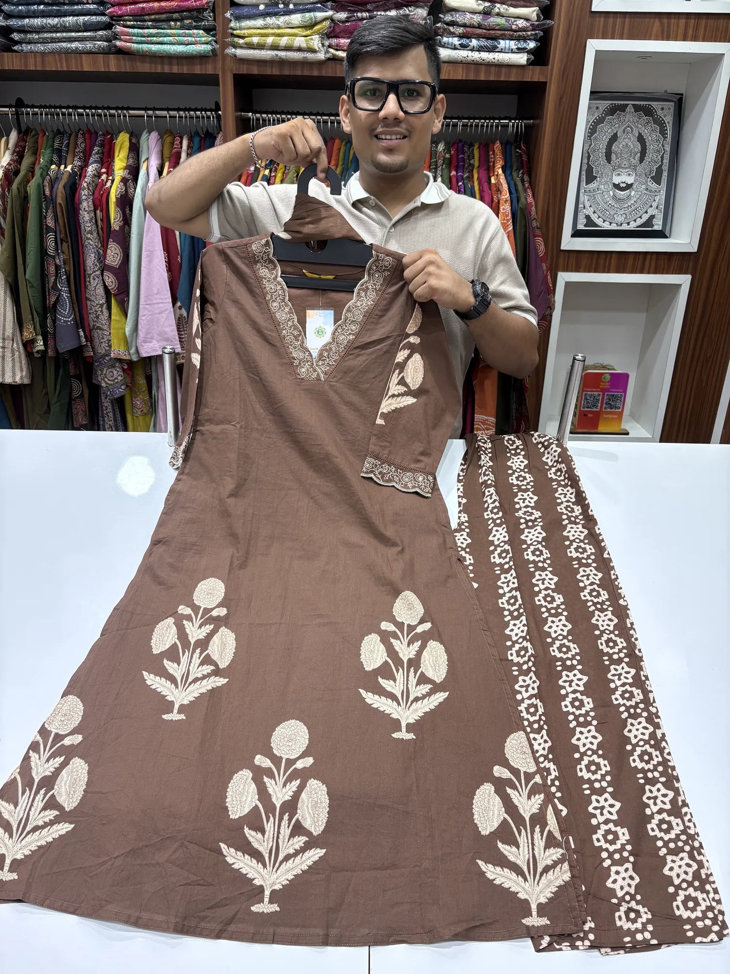 Mitti Kala Dupatta Set 3873-7-55