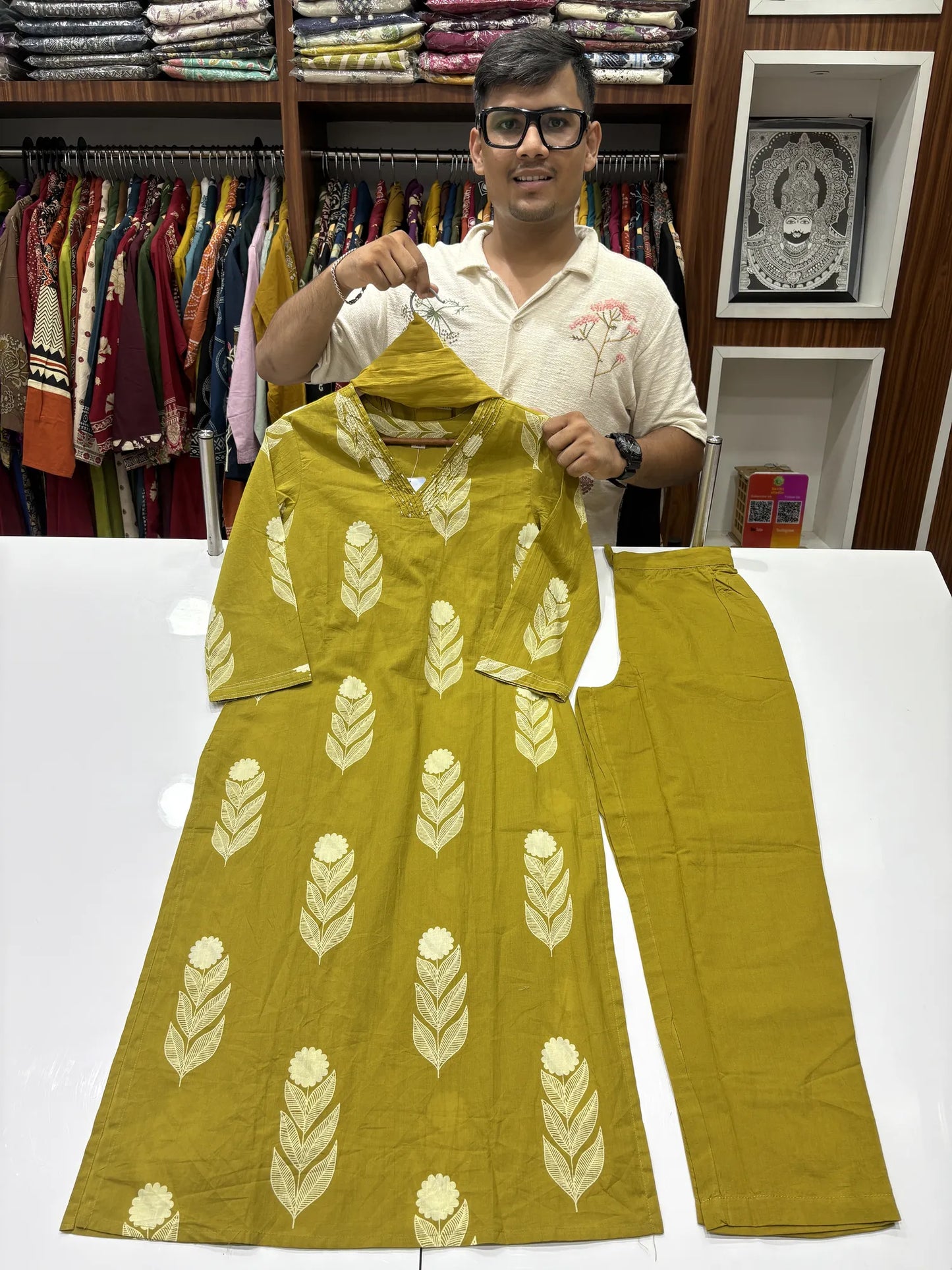 Bloom Leaf Dupatta Set 179-3-6